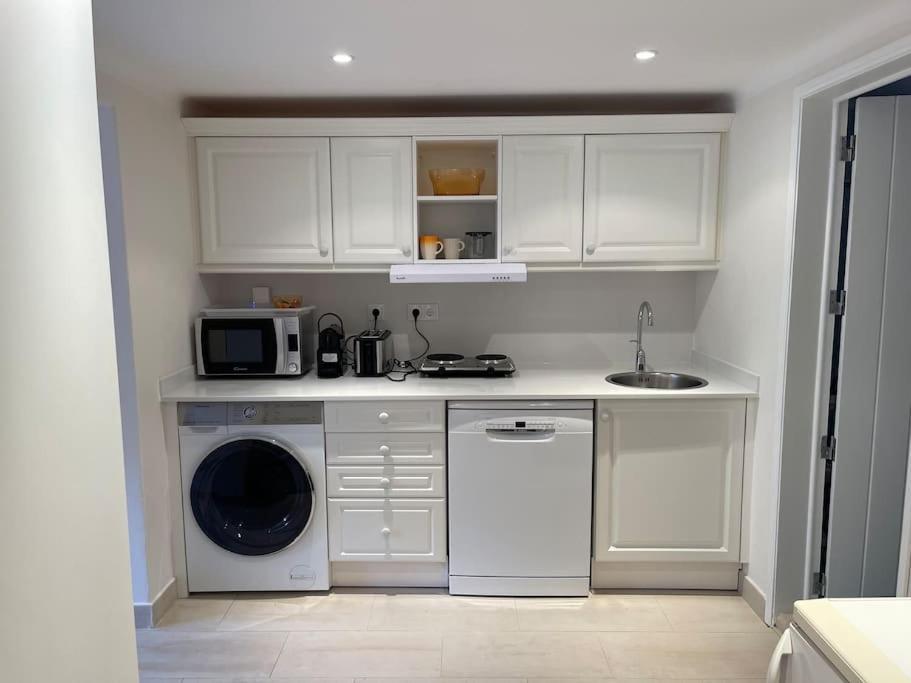With Private Swimming Pool And Garden Apartment
